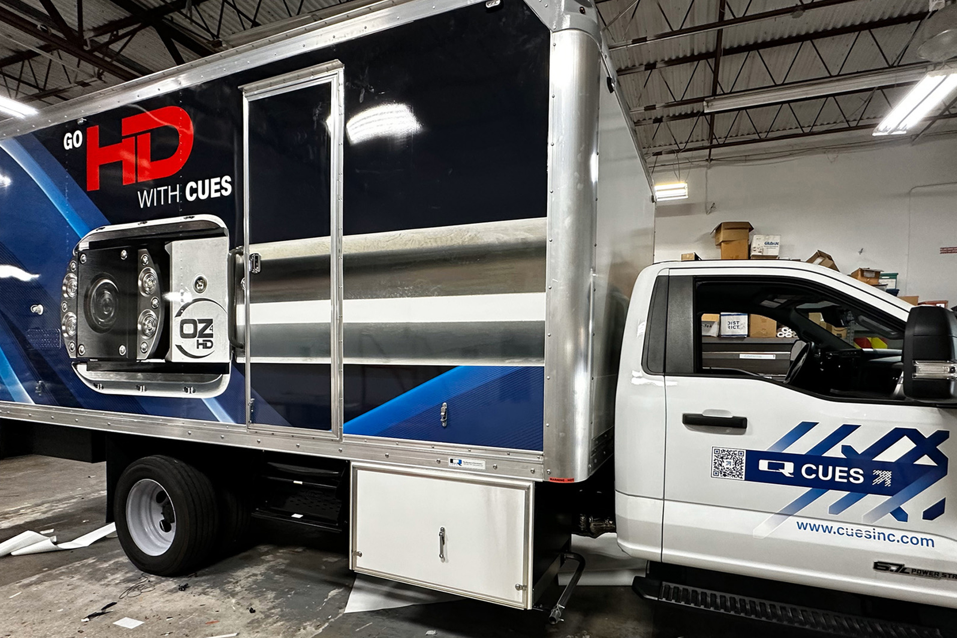 OZ4 HD Branding